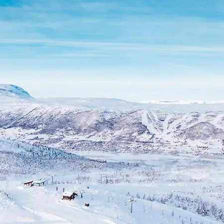 Beautifully Styled Mountain With High Standards, 10 Minutes From Villa *