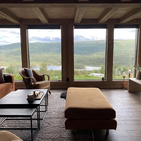 Villa Beautifully Styled Mountain With High Standards, 10 Minutes From Geilo