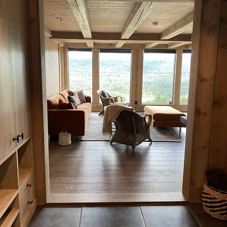 Beautifully Styled Mountain With High Standards, 10 Minutes From *