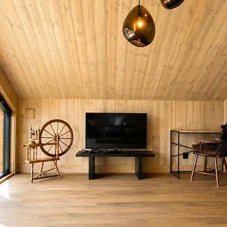 Beautifully Styled Mountain With High Standards, 10 Minutes From *
