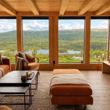 Beautifully Styled Mountain With High Standards, 10 Minutes From Villa