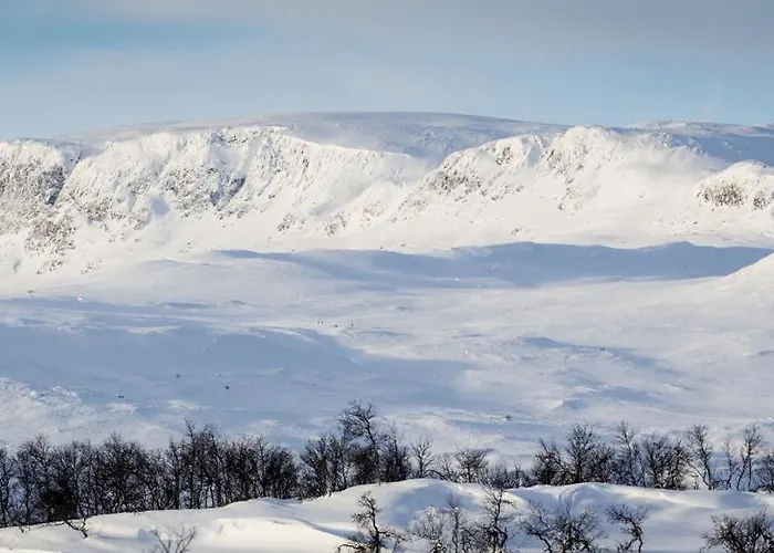 Beautifully Styled Mountain With High Standards, 10 Minutes From