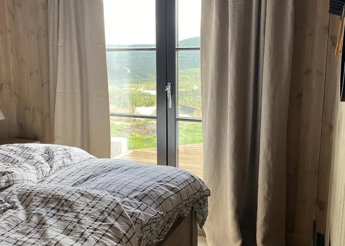 Beautifully Styled Mountain With High Standards, 10 Minutes From *