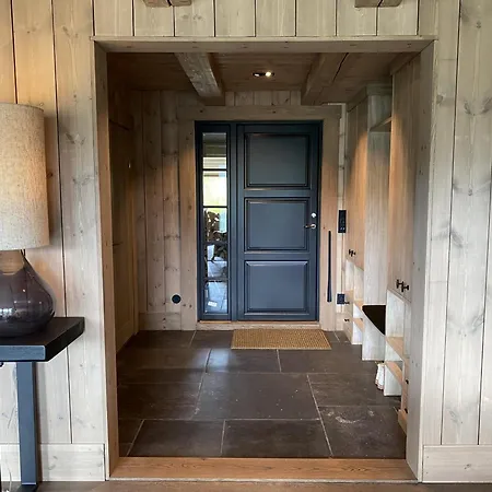 Villa Beautifully Styled Mountain With High Standards, 10 Minutes From *