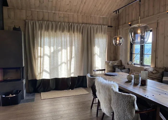 Beautifully Styled Mountain With High Standards, 10 Minutes From Villa Geilo