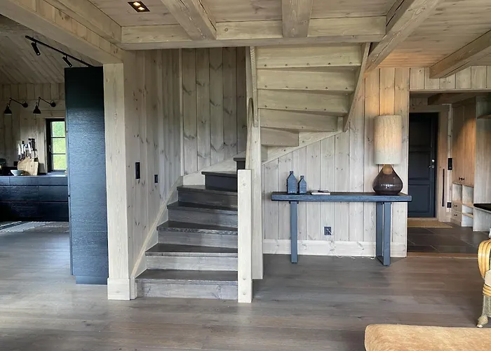 Beautifully Styled Mountain With High Standards, 10 Minutes From * Geilo